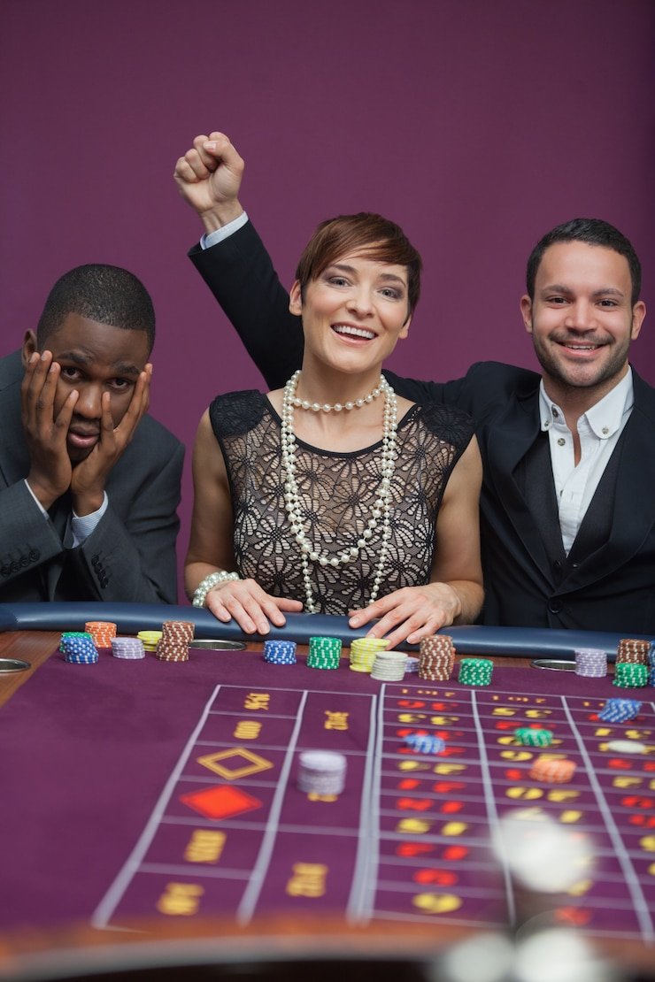 dewi4 app showing live blackjack table with dealer and betting interface